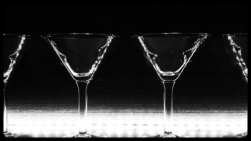 Glass profile by Arnaldo Pellini
